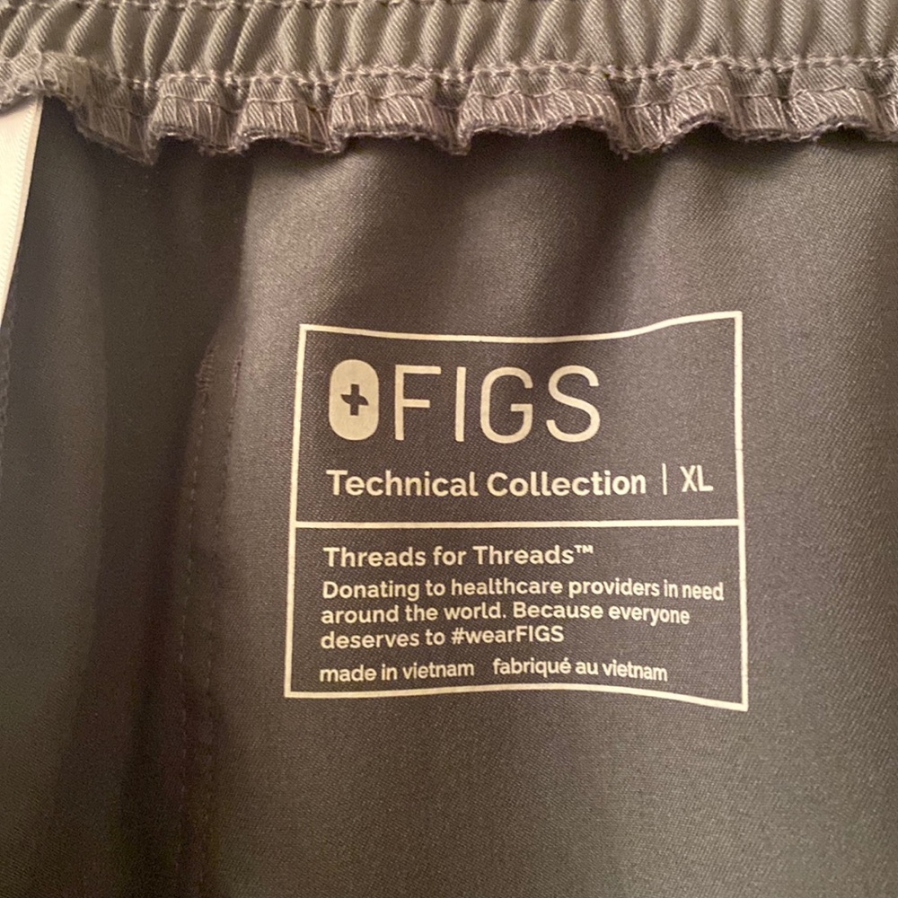 Figs scrub set $85